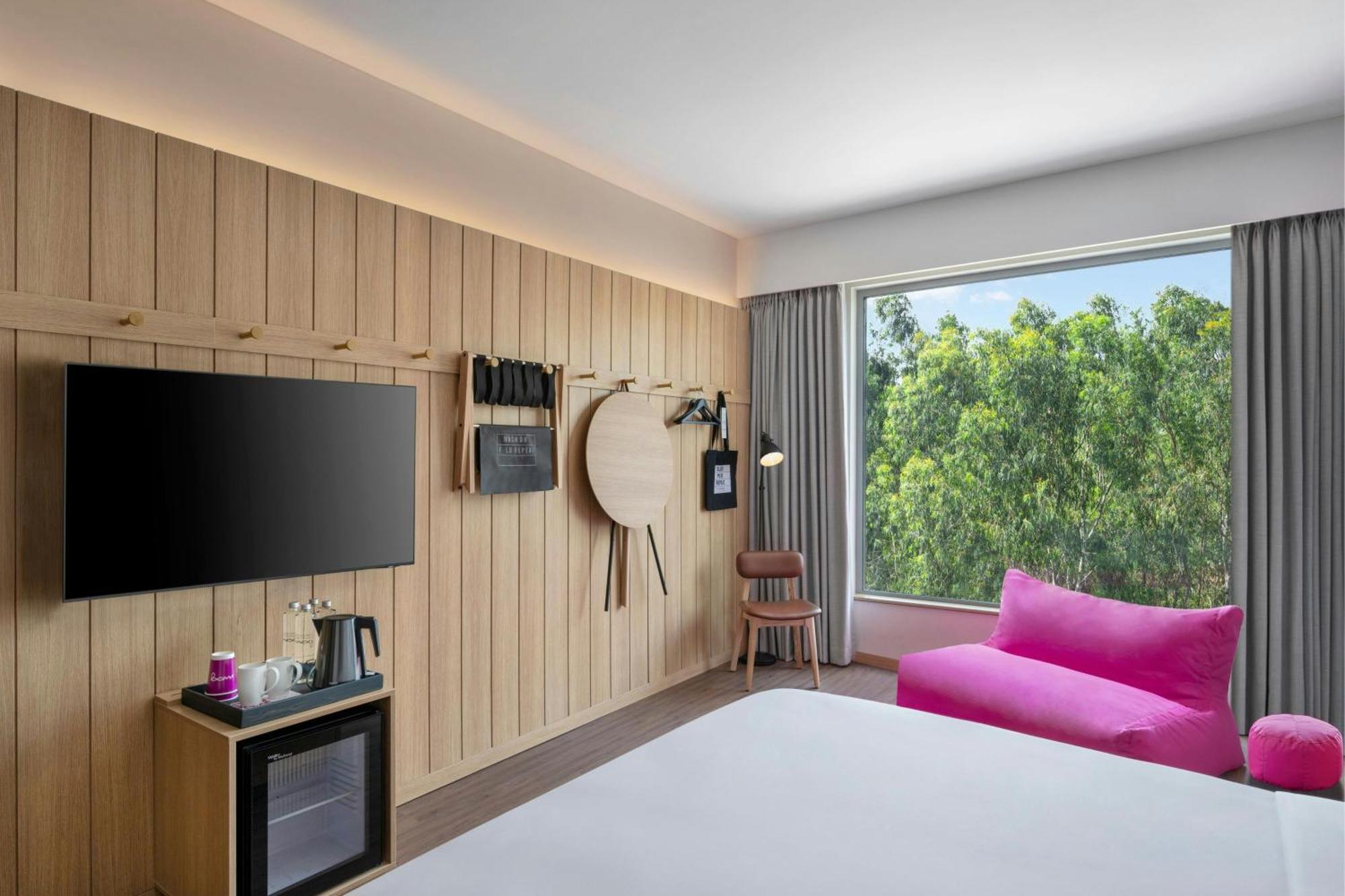 Moxy Bengaluru Airport Prestige Tech Cloud Hotel Devanahalli Buitenkant foto