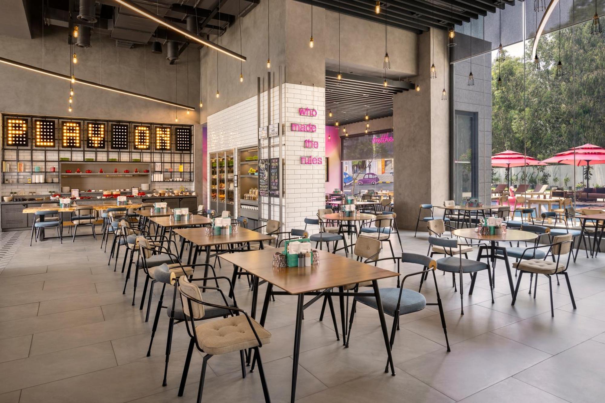 Moxy Bengaluru Airport Prestige Tech Cloud Hotel Devanahalli Buitenkant foto