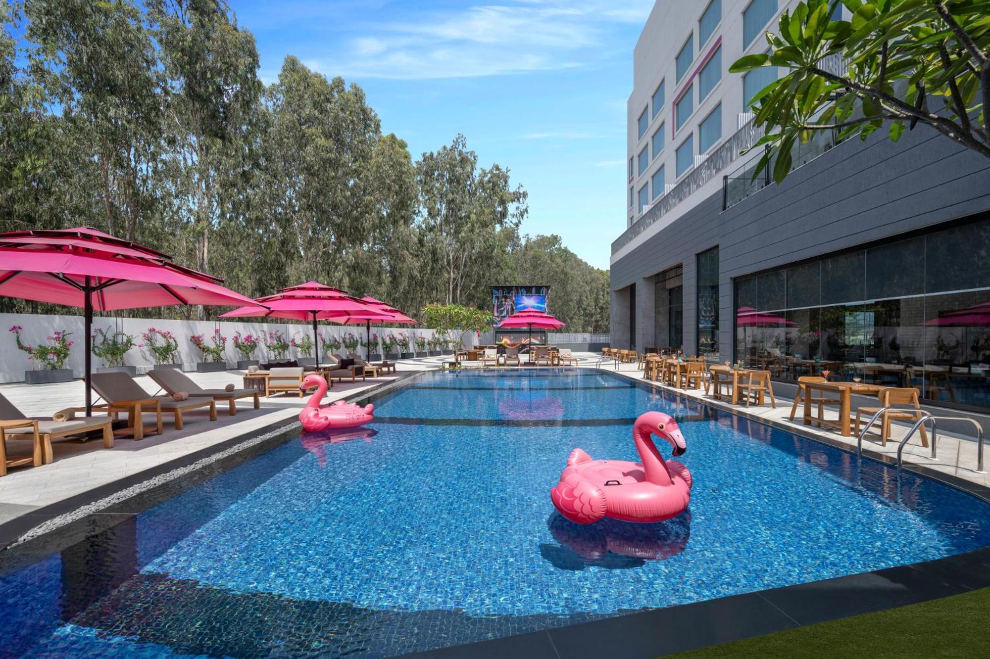 Moxy Bengaluru Airport Prestige Tech Cloud Hotel Devanahalli Buitenkant foto