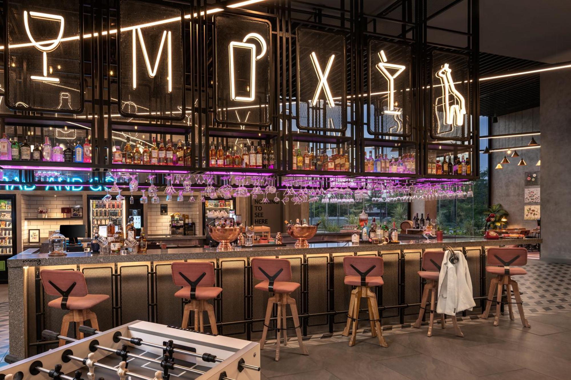 Moxy Bengaluru Airport Prestige Tech Cloud Hotel Devanahalli Buitenkant foto